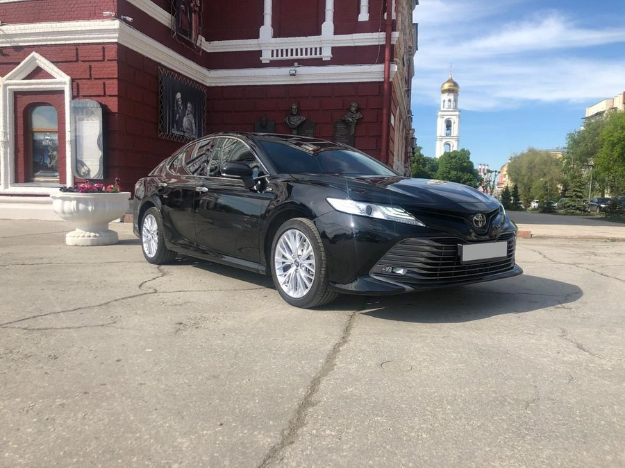 Toyota Camry — аренда с водителем в Самаре